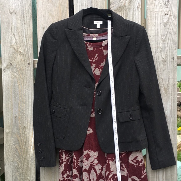 Black pin stripe blazer - Picture 12 of 14